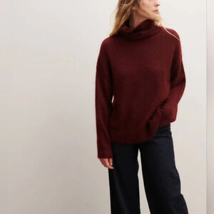 Alpaca Blend Soft Knit Burgundy cowl neck sweater Oversized Small Cabincore